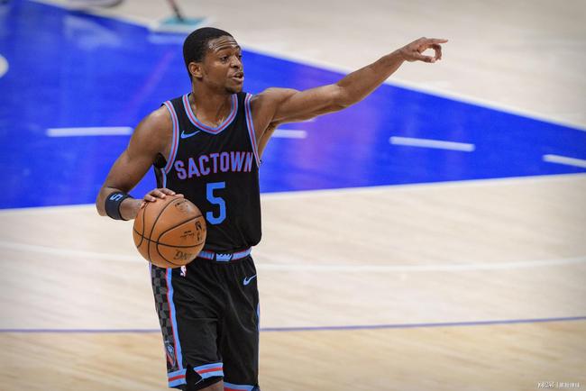 不仅担当了 不仅担当了