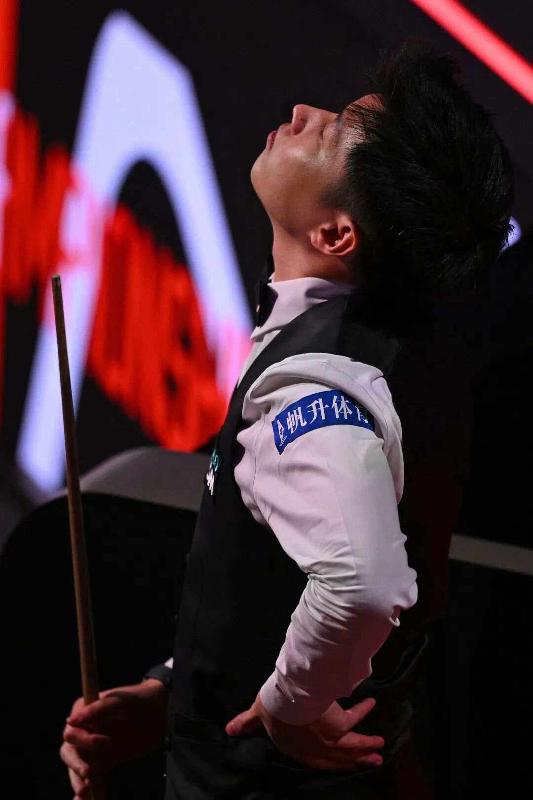 虽然场面上 虽然场面上