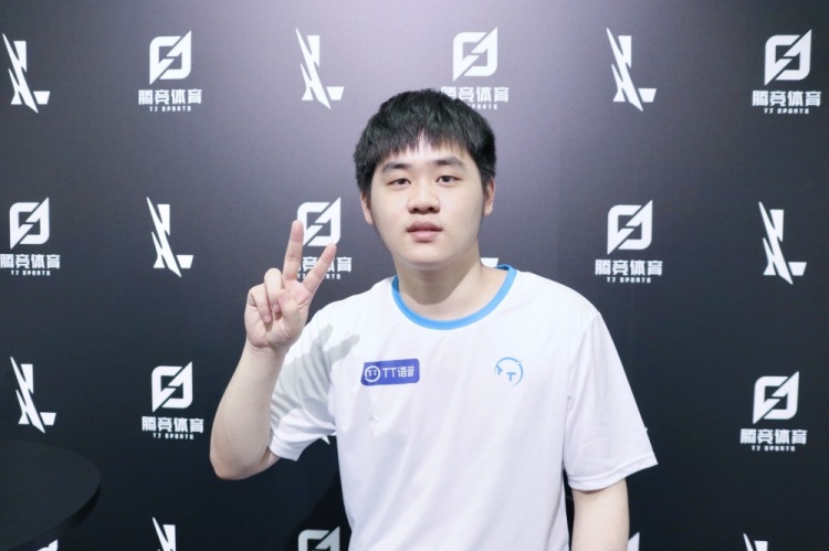 迫使国米的 迫使国米的