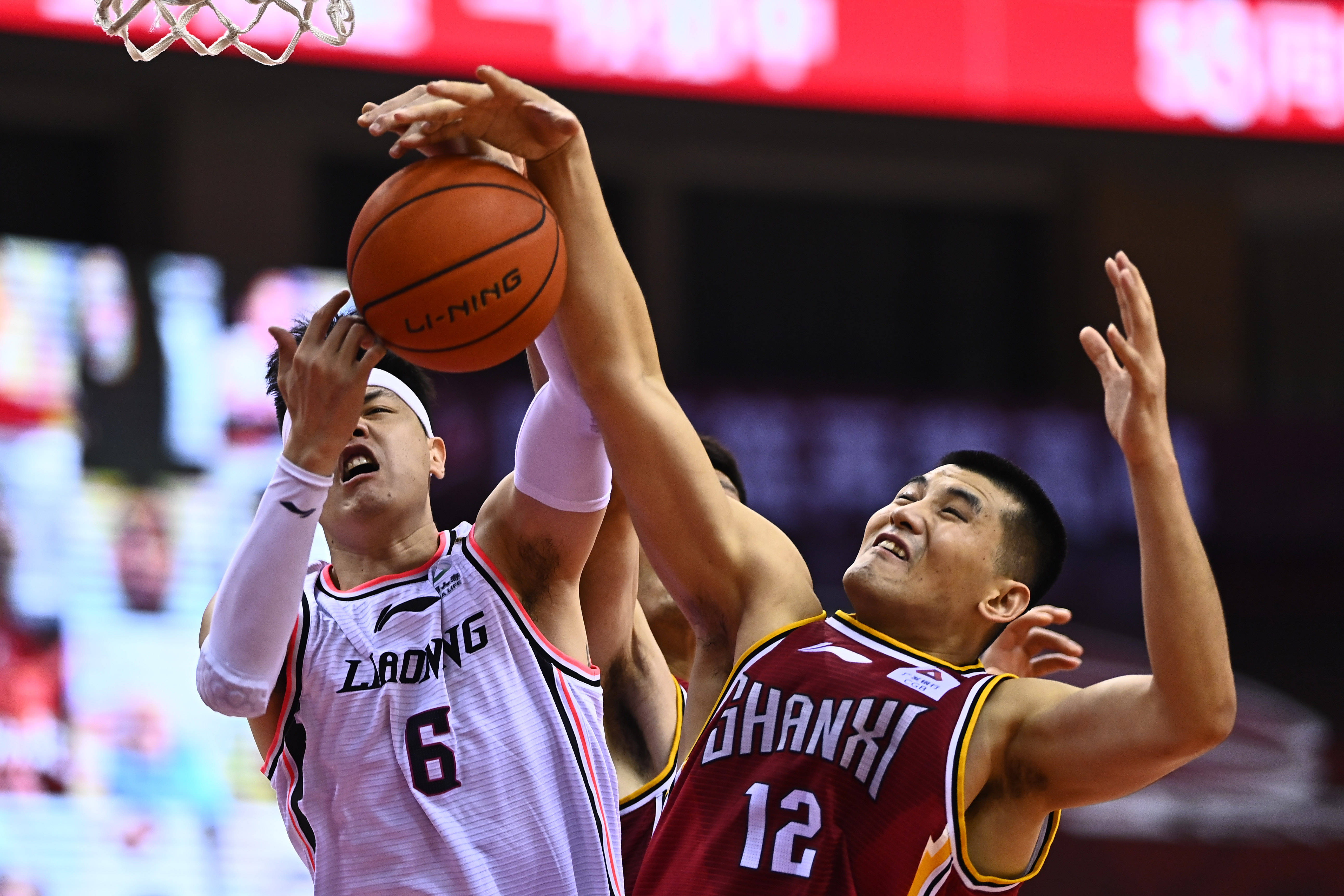 的对决更具 的对决更具