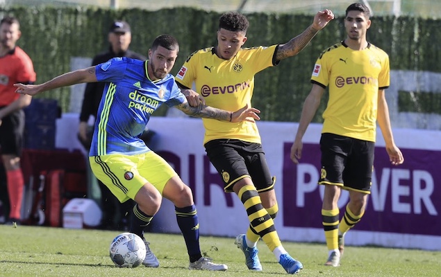 第三人跑动 第三人跑动