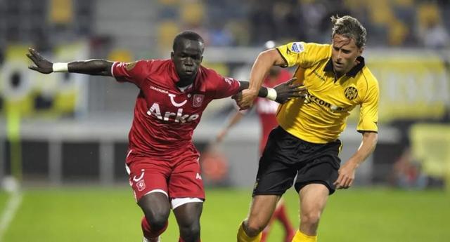 强权之间 强权之间